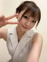 「肌色多いねぇ～」3年振り〝妖艶グラビア〟ショット披露の声優・井澤詩織に反響「いきなりすごいのきたな！」「攻めてるなあ」