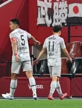 「下を向いている人はいなかった」退場響き3連敗のアビスパ福岡　橋本悠のプロ初ゴール＆GK好セーブの光明も【J1百年構想リーグ】