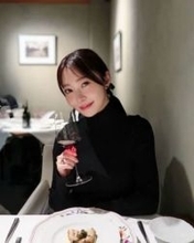 「思想が強い」指原莉乃33歳誕生日ケーキに「秋元さんも感慨深いでしょう」「素敵な師弟関係」