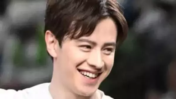 「めちゃくちゃ若い」「完全プライベート」ウエンツ瑛士、実母と2ショット に反響「ママの声可愛い〜」「上品だけど適度に雑な感じ」「親孝行素晴らしい」