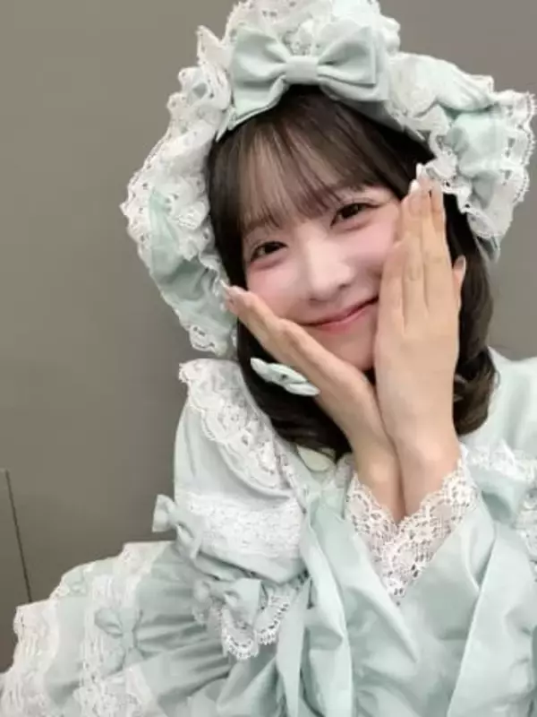 全身ブラック超ミニでクールな脚見せ、FRUITS ZIPPER櫻井優衣がイメージ一新〝大人な表情〟「異次元」「いつもと違ってめちゃくちゃクール」