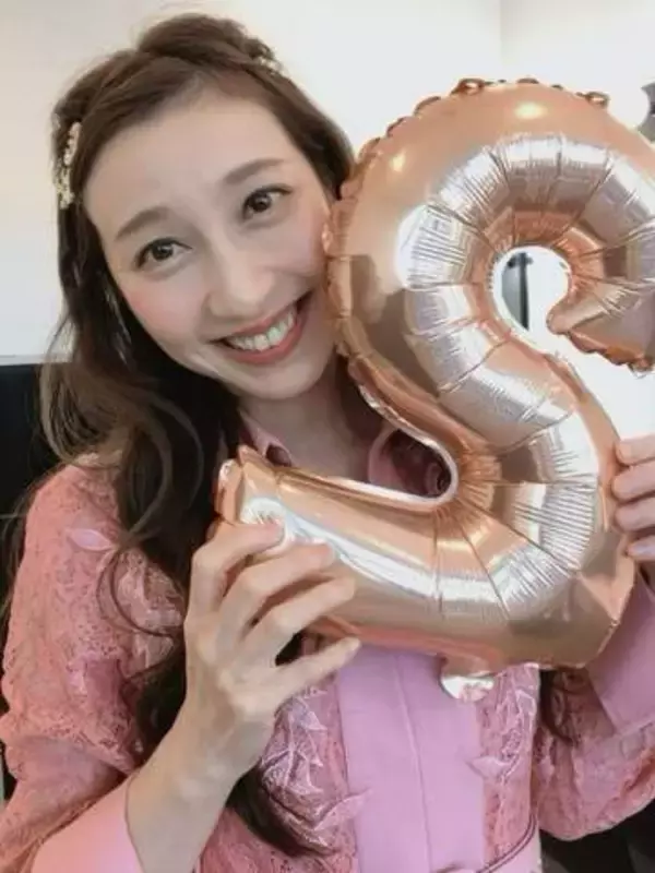 しょうこ画伯、伝説のスプー誕生から20年…はいだしょうこ〝新旧おねえさん〟2ショットに「まさか絶句するレベルの絵心の持ち主とは」「歌が上手くて画伯、神様のイタズラで最高レベル」