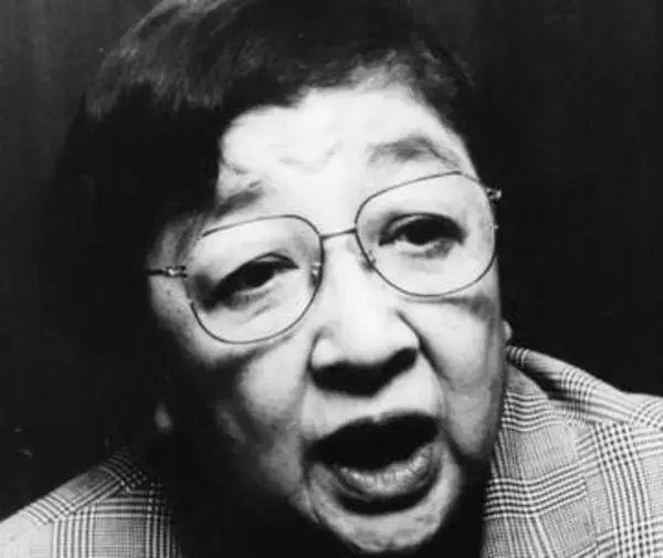 85歳で栄養失調に…世界最高齢プロデューサー、石井ふく子〝100歳の姿〟に反響！「バイタリティがすごい」「常識という壁を打ち破って…」「元気そう」の声