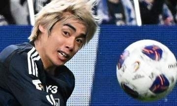 「絶対それ買います」福岡に降臨した伊東純也、手にした1枚が大反響「爆売れしそう」「来てるなら言ってよ！」