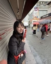 「本当に迷惑」「許せない」電車内座席での〝不快な行為〟に「これ嫌すぎる」「イライラする」「普通に居心地悪い」反響続々…YouTuberの投稿が話題