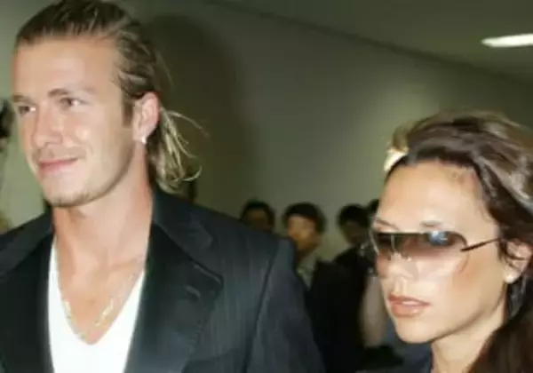 「ギョッとした」「怖い！」ベッカム家の長男〝妻の目タトゥー〟に衝撃！21歳で富豪の米女優と婚約、結婚4年目…「闇が深すぎる」「素敵な若いカップル」の声