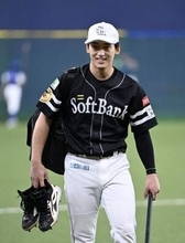 「このまま移動します」ソフトバンク前田悠伍がビールかけに不参加だった理由
