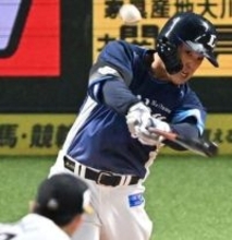 苦しみ続けた西武の「和製大砲」がついに放った一発　仲三優太23歳　指揮官が4番を託した意味とは