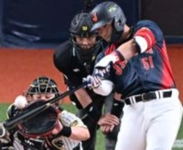 鈴木誠也が左翼5階席到達の特大ソロ　阪神・伊藤将司から実戦解禁2試合目で待望の快音　3・6台湾戦へ上り調子【侍ジャパン阪神戦】