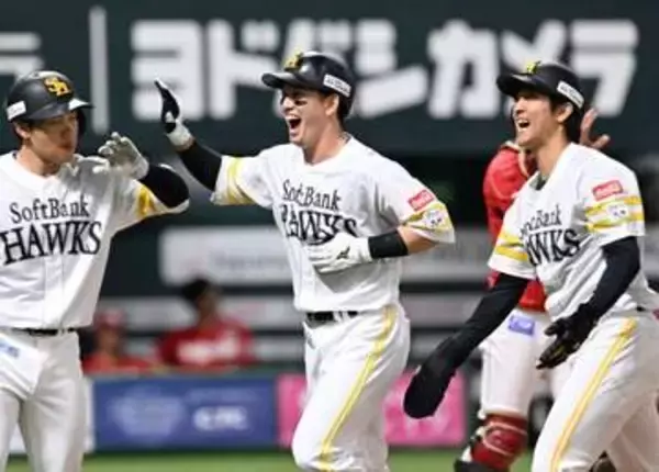 脅威の「3→3→3→4」　ソフトバンク栗原陵矢、4戦13打点の荒稼ぎで打点リーグトップ　キャリア4本目のグランドスラム