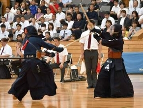 「実際に楽しめた」東福岡・橋本大治が激戦の男子個人制覇　団体との2種目Vへ意欲【インターハイ剣道　福岡県大会】