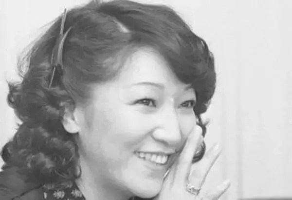 「78歳で武道館なんて本当にすごい」森山良子〝武道館チャレンジ〟ショットに「同世代の希望」「記録更新の瞬間をこの目で見たい」