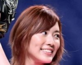 「すっごい幸せそう」電撃婚の松井珠理奈〝肩だしチューブトップ姿〟の最新ショットに反響「元気な笑顔、ほんとよかった」