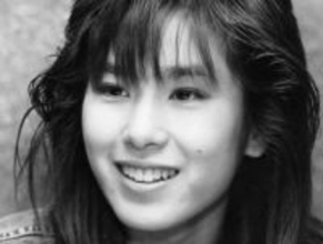 「天使の休息」ヒットから34年…55歳になった久松史奈〝最新ショット〟に「めっちゃええやん！」「20代の面影が」