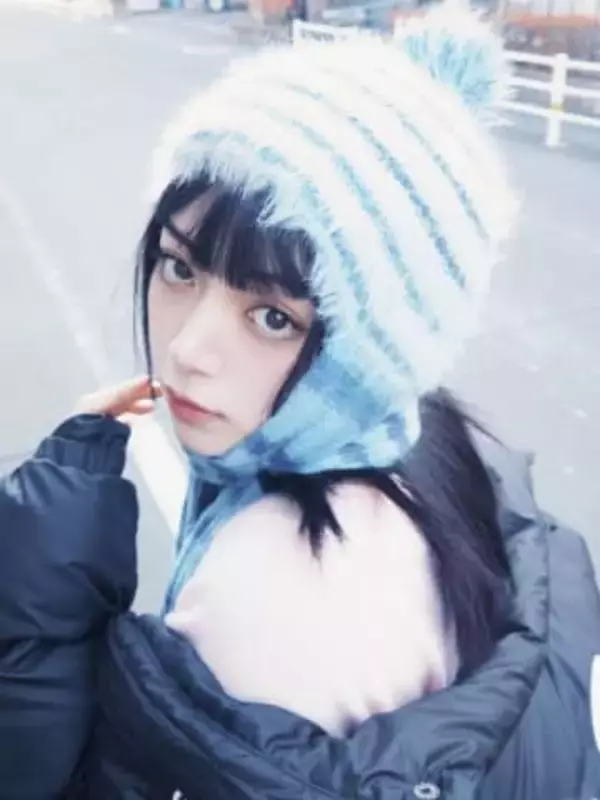 「絶対にサッカー好きだよね」池田エライザ、プライベート旅行〝私服〟が話題　名門クラブのロゴが…「お洒落過ぎる」「似合いすぎ」の声