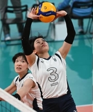 「泣いて帰ったこともたくさん…」セッターで主将の萩原千尋、6年の感謝こみ上げ号泣…全国総体準Vの優勝候補　福岡女学院は初戦敗退【春高バレー女子】