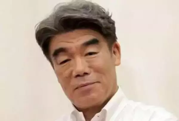 「こんな若い奥さんがいたの」妻は20歳下女優…66歳〝渡鬼俳優〟村田雄浩、ラブラブ夫婦ショットに驚き「渡鬼で見てた方が奥様でビックリ!」「良い歳の重ね方」