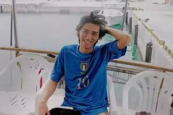 「信じられない」仮面ライダー俳優の現在姿！賀集利樹〝無精ひげ〟検査着ショット公開「うわ、うわ、うわ—」「いつまでも元気でいて」