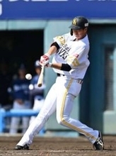 ソフトバンク秋広優人が場外弾で観客騒然　西武菅井信也の直球振り抜き確信歩き