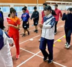 「皆さんが最後まで前向きに取り組んでいたのが…」富士通が鹿児島で中高生対象の選手立案陸上教室を開催　世界選手権代表の山本亜美、田中佑美らが参加