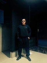 「全部失っとった...」〝顔面凶器〟ブレイキングダウン選手〝逆転のモデル〟ショットに「めっちゃ着こなしてるし最高」「めちゃくちゃ刺さる」の声