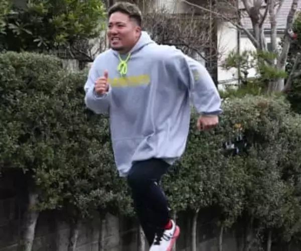 「何かに向き合う体力、一番必要なので」ソフトバンク山川穂高が若手選手へ〝猛烈トレ〟でたたきこむ神髄とは