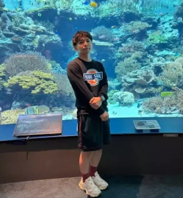 「ちょ、これ本当に同一人物⁉」さや香・石井〝別人級〟ショットに「脳がバグる」「破壊力がエグすぎるて！」「何をしてはるのですか笑」の声