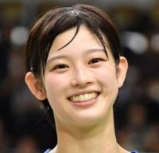 「芸術レベル」バドミントンのニューヒロイン田口真彩〝晴れの日を彩る和装姿〟に反響やまず！「まじかよ...」「これで日本一とは神様...」「圧倒的！」