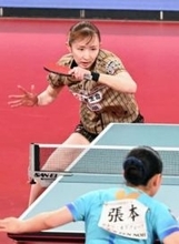 早田ひなが4年ぶり黒星、史上4人目V4はならず…張本美和が悲願の初V　37大会ぶりジュニアとの2冠【卓球全日本選手権】