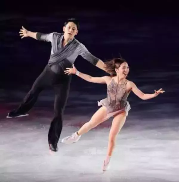 りくりゅう、坂本花織らの演技に感嘆　アリサ・リュウは「あれだ」にしたん社長「企業のブランド構築の参考に」