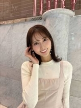 「珍しい」お馴染み〝福岡の元お天気お姉さん〟山下七子ミニ丈ショットに「インパクトあって素敵です」「こんなに綺麗な脚は初めて」