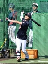 侍ジャパン周東佑京が早速快足披露！佐藤輝明の左翼線の当たりで一塁から一気に本塁へ