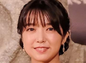 「絶妙な身長差」上白石萌音・萌歌姉妹〝横並び凸凹〟2Sに「妹の方が背高いんだ」「可愛いバランス」「共演もっとみたい」の声