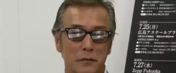 「センスの塊」岩城滉一〝20歳から欲しかった念願の車〟公開に「とてもお似合いです」「タテ目SLは確かにその時代のアイコン」