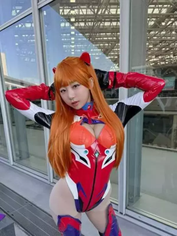 韓国人グラドル〝透けすぎ後ろ姿〟に「なんてこった」「失神しそう」…ピョ・ウンジの大胆姿にファン反応