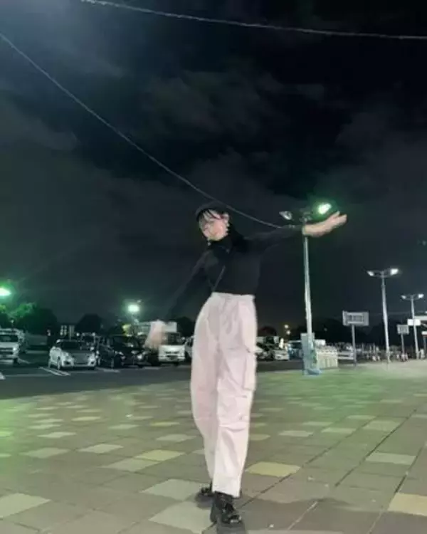 「逸材と思ってたのに…」大学卒業と同時に芸能界引退…〝再出発〟リクルートスーツ姿に反響の日沖りほさん「もっとグラビア見たかった」「同じ会社の人羨まし過ぎる」