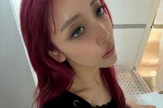 「入国審査で本人って信じてもらえなかった」アイドルSAYAKA〝パスポート写真〟に反響「変わりすぎ」「わかる～」
