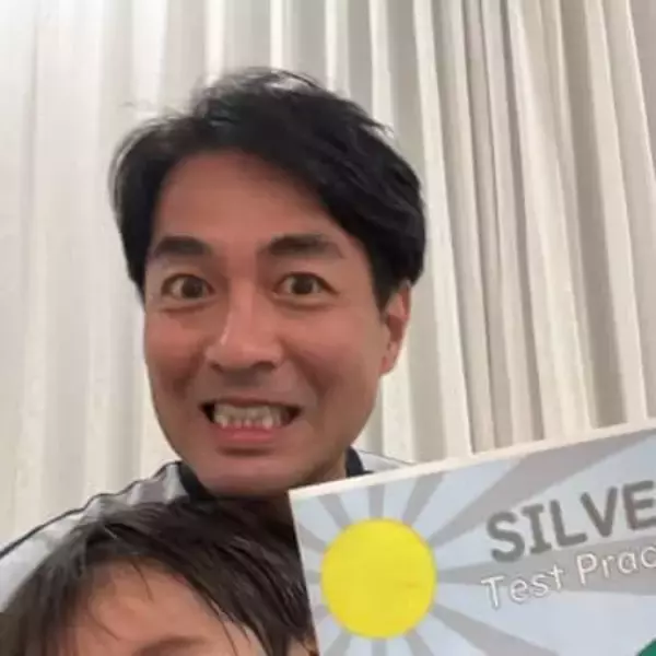 「35年ぶりの再会」昨年フジテレビ退社の西岡孝洋、同級生〝お笑い芸人の妻〟との中学校以来の再会に「すごい方々がたくさん」