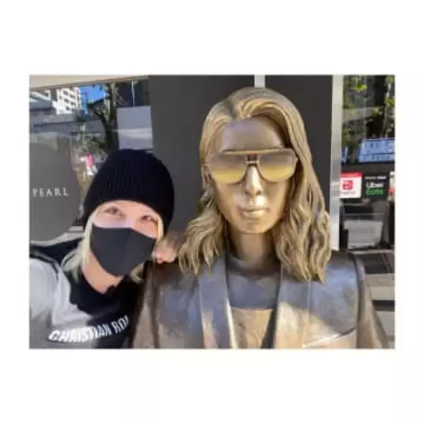 サングラスのレンズに…ROLAND、オーディション番組〝合格or不合格〟がバレバレ!?「スマホ画面も見えちゃうってこと!?」「ウケる」「ネタバレめがね好き」の声