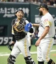 「散々でしたね。でも…」DeNA→ソフトバンクにトレード移籍で即スタメンの山本祐大　激動の1日で得たプラス材料は