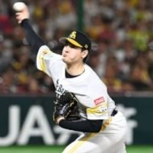 ソフトバンクV3の鍵は…失われた「175回」の穴埋め　大型補強は未知数の右腕のみ　日本ハムは有原航平復帰で超強力タッグ誕生