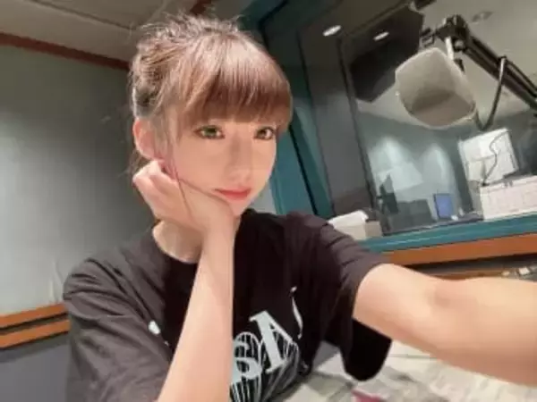 電撃婚＆9月出産の元人気アイドル〝大胆〟足見せに反響「かっこいいお母さん」「釘づけになっちゃった」「産後とは思えないクオリティ」