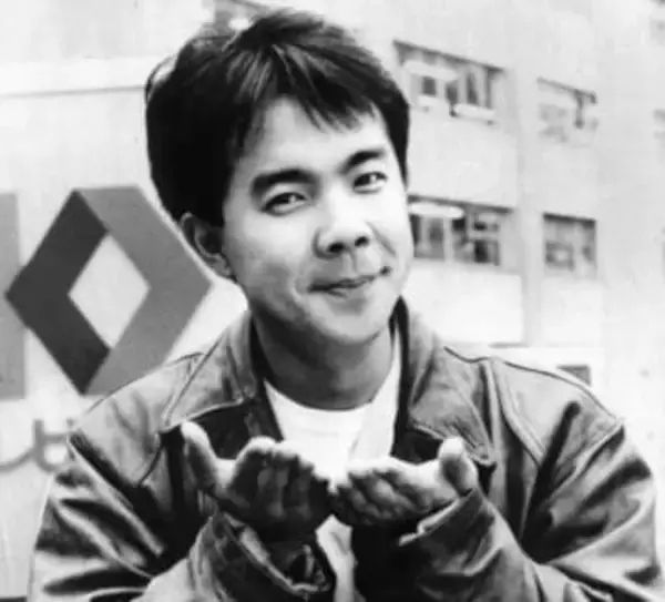 「ド派手なサプライズですね」大物コメディアンの長男、39歳誕生日〝渋谷のど真ん中で盛大お祝い〟が「凄すぎます」「みんなに愛される小堺さんならでは」と話題に