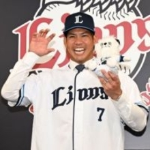 西武にFA移籍の桑原将志は「酷暑ＯＫ」の熱血漢　「僕の熱さで吹き飛ぶんじゃないかな」　背番号7も「心にグサッと刺さった」