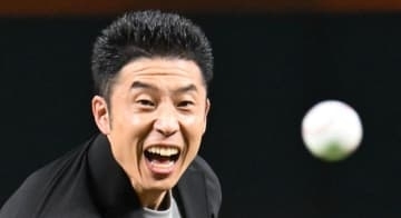 「油塗ってるんですかね？」〝夢のコラボ〟筋肉芸人と見せ合い2ショット、なかやまきんに君に反響「血管エグ」「共鳴し合ってますね」