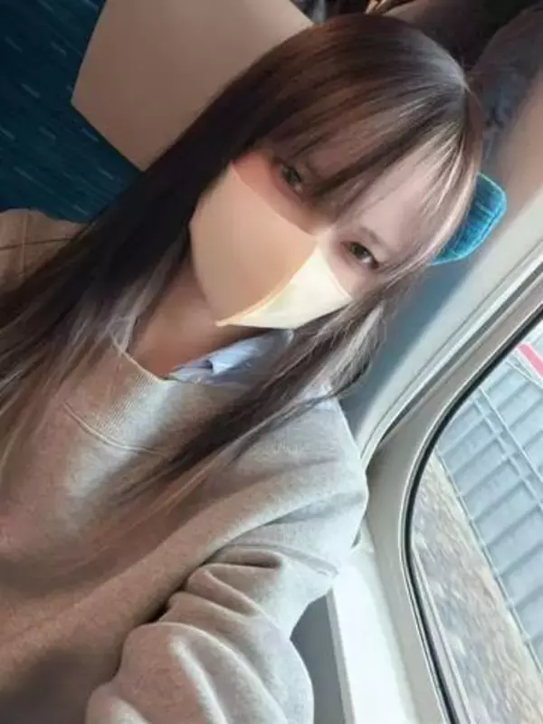 「肘と腰が痛い44歳のアイドル」と自ら…現役アイドル〝ステージショット〟に「衣装っぽく見えるけど実はサポーター説」「いやいやこんな44歳いるワケがない」