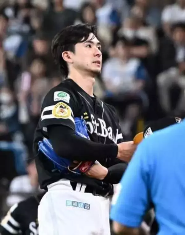 ソフトバンク上沢直之　後頭部付近への死球与えて球場騒然　審判団協議の結果、危険球にはならず