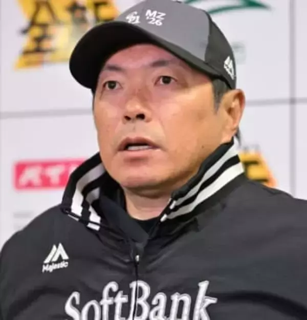 小久保監督「7人がここからいなくなる」　ソフトバンクの開幕サバイバル本格化　本拠地でのOP戦初戦　9年ぶり人工芝全面張り替え「前より跳ねるかな」