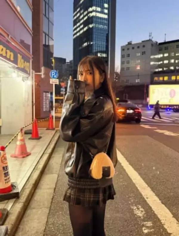 「私事ではありますが…」パチンコYouTuberと電撃婚、グラドル鈴木聖の〝ご報告〟ショットに「そんな急に？」「人生の勝ちパターンですよね」