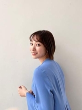 「しっかり強調してくれてありがたいです」気象予報士・今井春花の番組衣装に反響「びっくりした」「とても良い」「大人の女を感じます」